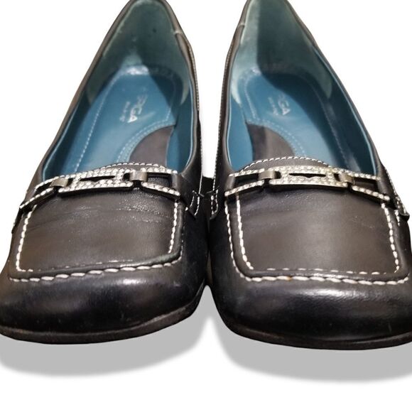 ⭐️ Via Spiga Italian Leather Kitten Heel Loafers w/ Crystal Horsebit sz 6.5M Blk - Picture 7 of 14